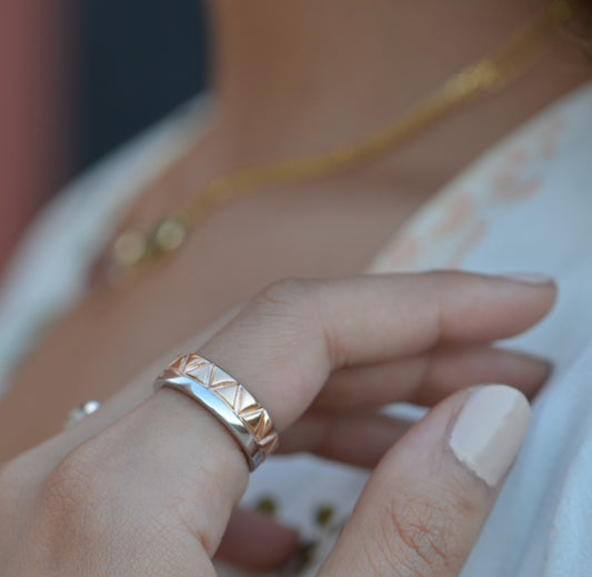 Signature Ring in Rose